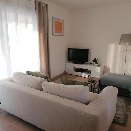 Chambre Double Avec Salle De Bain Commune, A 2 Min De La Croisette Канни Екстер'єр фото